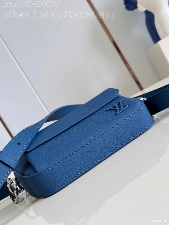 Wallet-20*12*5.5CM Pilot Wearable LOUIS VUITTON 0318